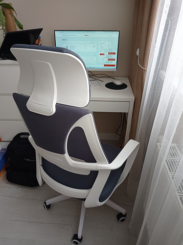 Компьютерное кресло Golem dark gray / gray / white фото покупателя 18