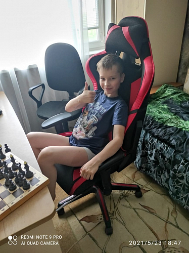 Компьютерное кресло Kano черное / красное фото покупателя 114