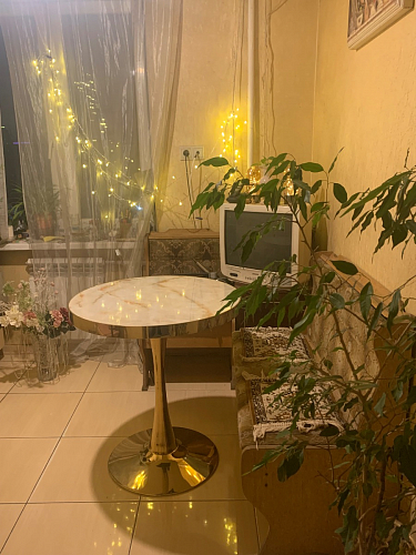 Деревянный стол Dorian 70x75 бежевый / золотой фото покупателя 15