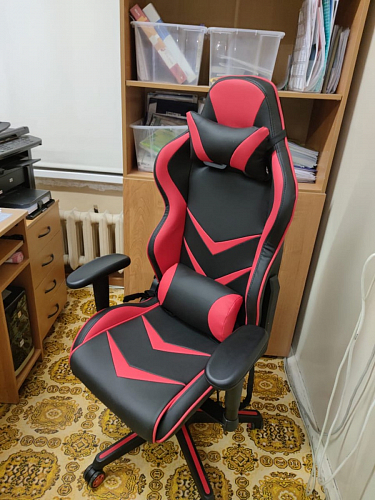 Компьютерное кресло Racer черный / красный / бежевый фото покупателя 40