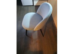 Стул на металлокаркасе Gabi 1 бежевый / черный с серебряными наконечниками фото покупателя 321