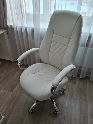 Компьютерное кресло Aragon белое фото покупателя 295