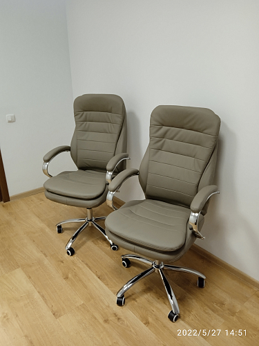 Компьютерное кресло Tomar черное фото покупателя 2