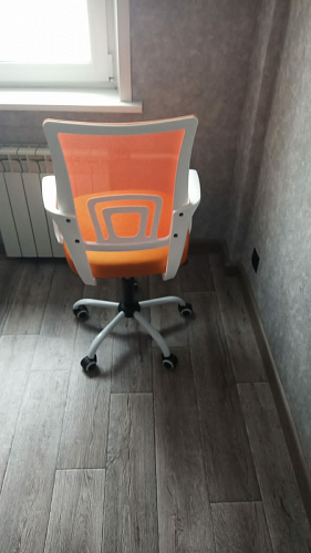 Компьютерное кресло Ergoplus белое / розовое фото покупателя 22