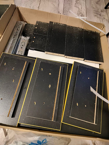 Тумба Ханна черная / красная - Уцененный экземпляр фото покупателя 100