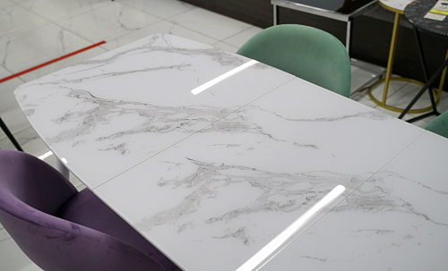 Стеклянный стол Эмма 110(150)x70 белый мрамор / белый из шоурума 2