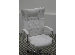 Компьютерное кресло Blant белое из шоурума 1