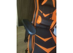 Компьютерное кресло Racer черное / голубое фото покупателя 69