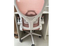 Компьютерное кресло Konfi light gray / white фото покупателя 178