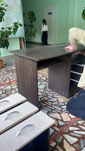 Стол письменный Бриз МДФ волна лайм / ясень светлый фото покупателя 179