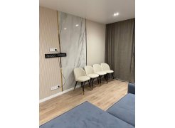 Стул на металлокаркасе Gabi 1 бежевый / черный с серебряными наконечниками фото покупателя 510