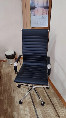 Компьютерное кресло Reus pu black / chrome фото покупателя 22