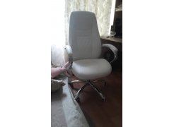 Компьютерное кресло Aragon белое фото покупателя 99