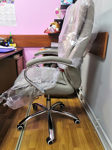 Компьютерное кресло Tomar черное фото покупателя 20