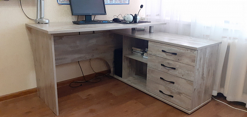 Компьютерный стол КСТ-109П правый венге фото покупателя 77