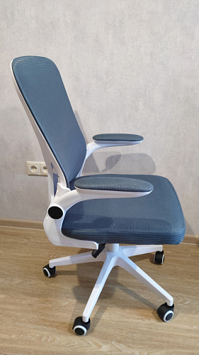 Компьютерное кресло Konfi gray / blue / white фото покупателя 64