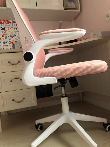 Компьютерное кресло Konfi pink / white фото покупателя 300