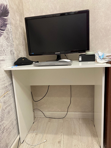 Стол письменный Kiwi белый - Уцененный экземпляр фото покупателя 3