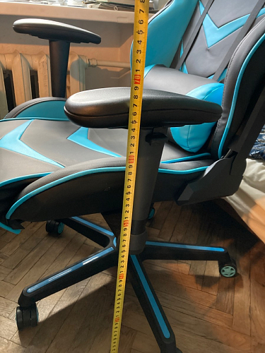 Компьютерное кресло Racer черный / красный / бежевый фото покупателя 58