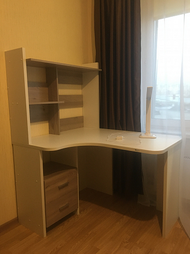 Стол компьютерный Норина 100 x 120 см угловой белый правый фото покупателя 3