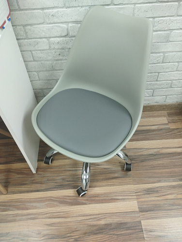 Компьютерное кресло Kolin с подушкой clear / white фото покупателя 440