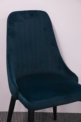 Стул на металлокаркасе Kora beige / black из шоурума 16