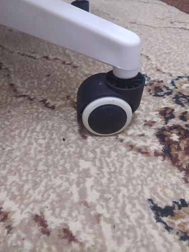 Компьютерное кресло Konfi light gray / white фото покупателя 105