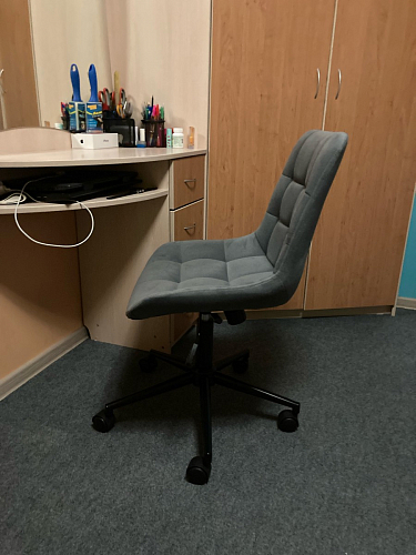 Компьютерное кресло Честер темно-серый велюр velutto 32 / белый фото покупателя 27