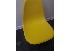 Пластиковый стул Eames PC-015 orange фото покупателя 475