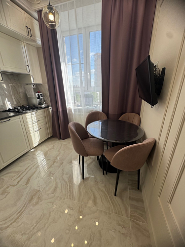 Стол Тулип 80х73 мрамор черный / белый фото покупателя 86