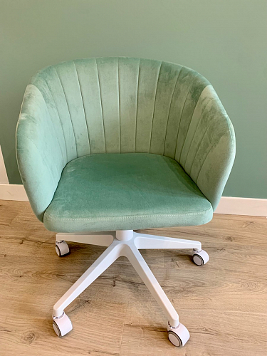 Компьютерное кресло Тибо сиреневый фото покупателя 75