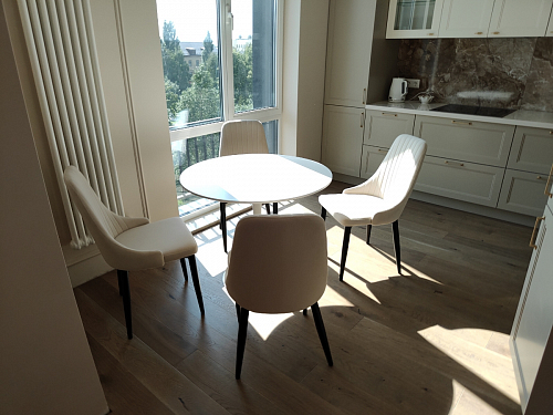 Стеклянный стол Tulip 90 black glass фото покупателя 39