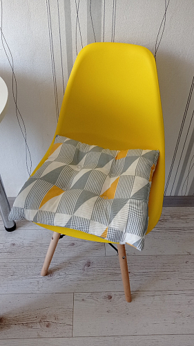 Стул Eames PC-015 yellow фото покупателя 432
