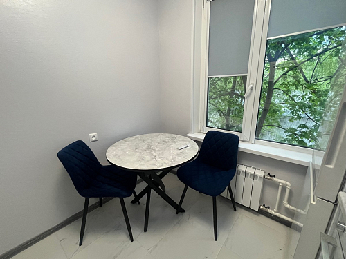 Стул на металлокаркасе Баодин К крутящийся фиолетовый teddy 944 / черный фото покупателя 15