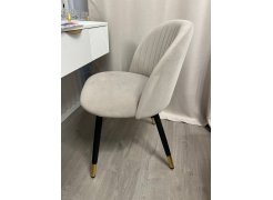 Стул на металлокаркасе Gabi 1 бежевый / черный с серебряными наконечниками фото покупателя 798