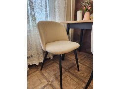 Стул на металлокаркасе Gabi 1 бежевый / черный с серебряными наконечниками фото покупателя 447