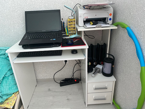 Стол компьютерный Джаз-24 правый белый фото покупателя 35