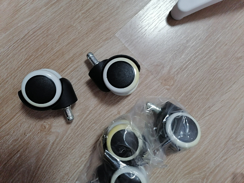 Компьютерное кресло Golem dark gray / white фото покупателя 24