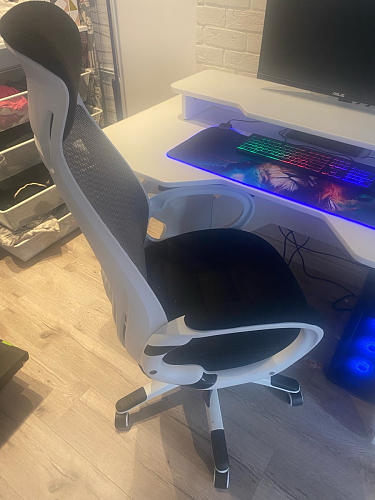 Компьютерное кресло Burgos черное фото покупателя 3