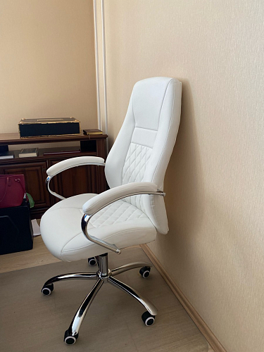 Компьютерное кресло Aragon белое фото покупателя 16