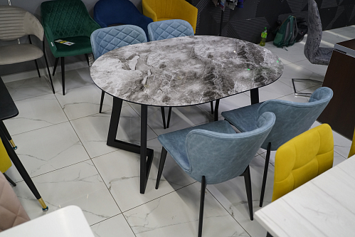 Стеклянный стол Алингсос 100(140)х100х76 белый / белая шагрень из шоурума 1