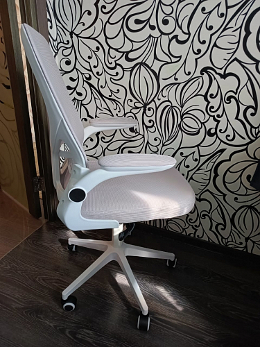 Компьютерное кресло Konfi light gray / white фото покупателя 168