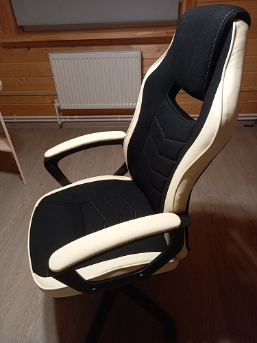 Компьютерное кресло Gamer черное / бежевое фото покупателя 93