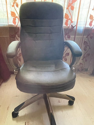 Компьютерное кресло Palamos черное фото покупателя 6