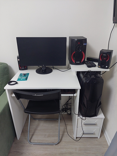 Стол компьютерный Джаз-24 правый белый фото покупателя 134