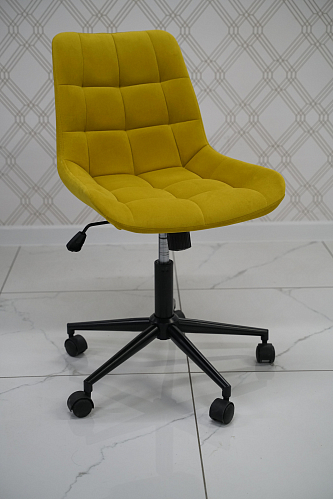 Компьютерное кресло Честер зеленый / черный из шоурума 1