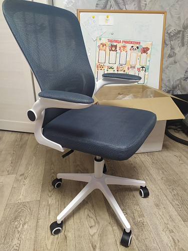 Компьютерное кресло Konfi blue / white фото покупателя 307