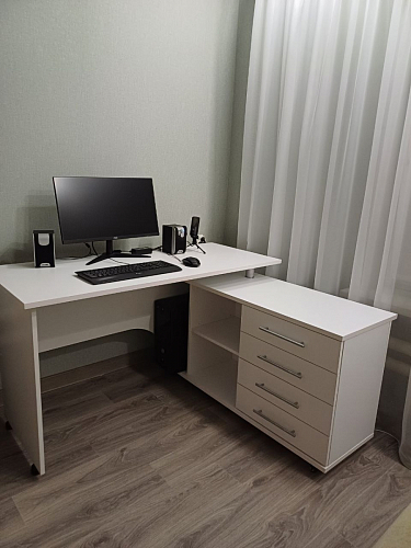 Компьютерный стол КСТ-109П правый венге фото покупателя 86