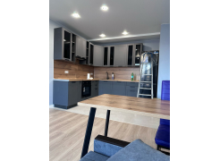 Стол Тринити Лофт 120 32 мм бетон / черный матовый фото покупателя 528