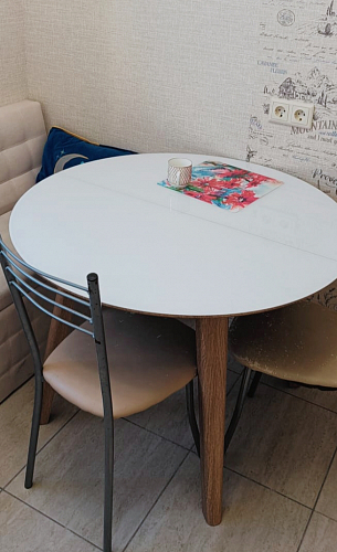 Стеклянный стол Семвэлл белый / дуб монтана фото покупателя 3